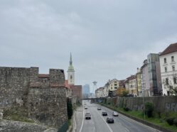 Auta na silnici