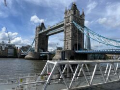 Pohled na Tower Bridge